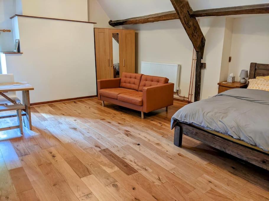 Apartment The Old Granary Farm Abergavenny